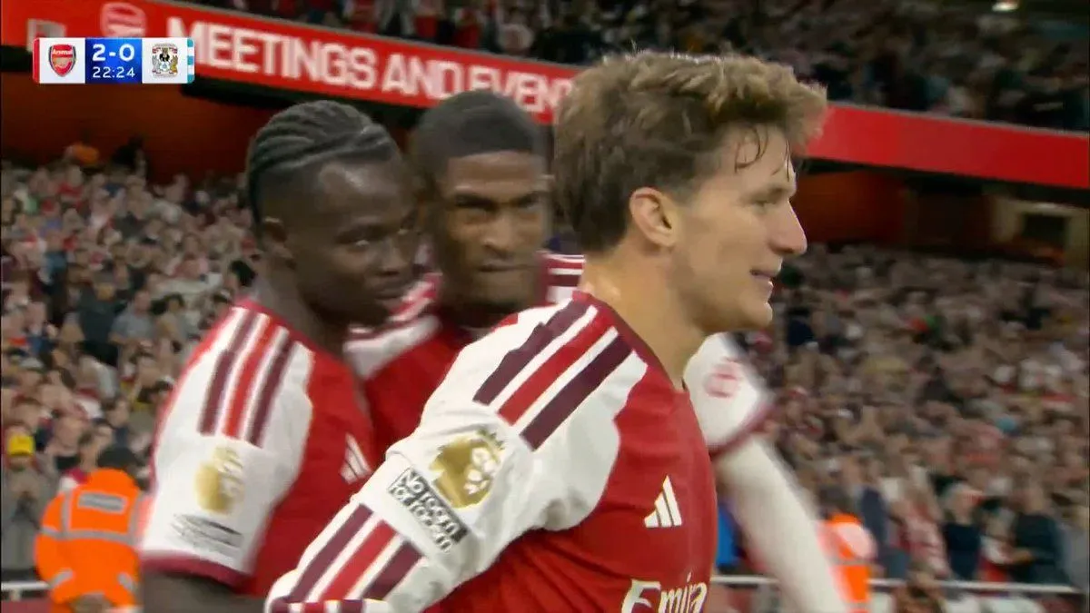 Saka Doubles Arsenal's Lead in Premier League Opener