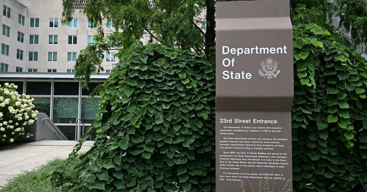 Judge Blocks Trump Policy Suspending Immigrant Visas for 75 Nations