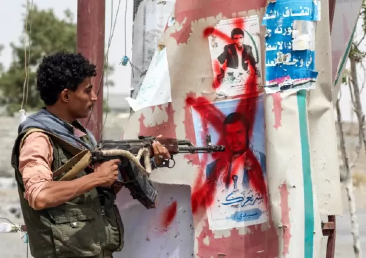 Houthi Escalation Fails to Yield Results as Offensive Enters Second Month