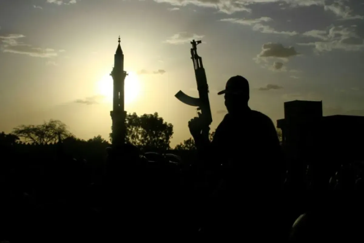 Sudanese Civil Groups Fear Islamist Return to Power Amidst Military Dialogue