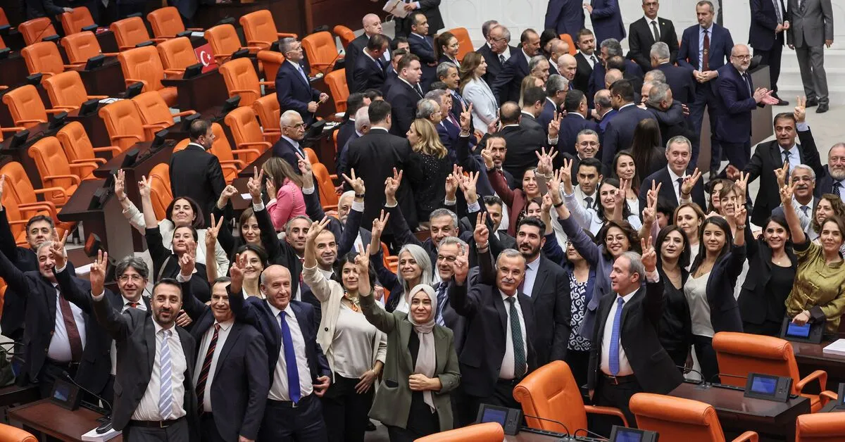 Turkey Advances Kurdish Peace Process with Implementation Phase