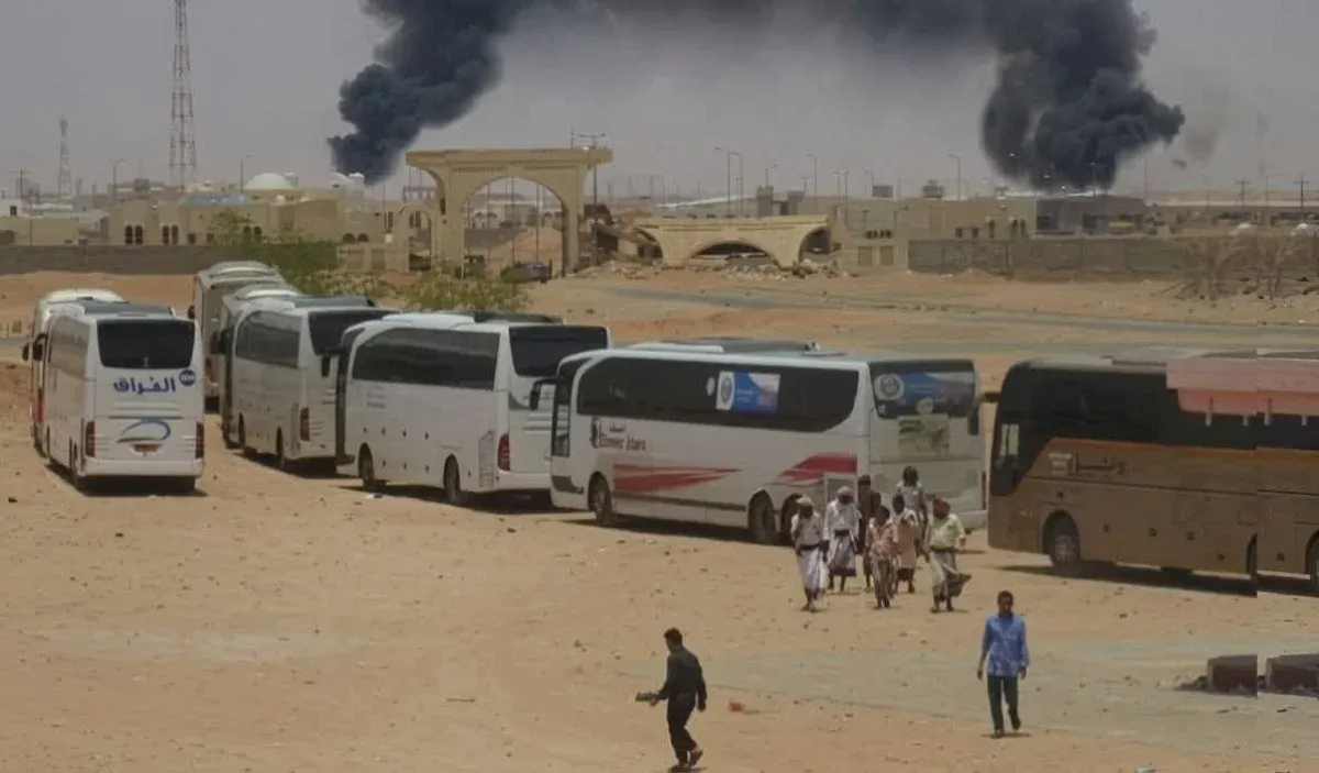 Houthis Target Key Yemeni Border Crossing Amid Escalation Concerns