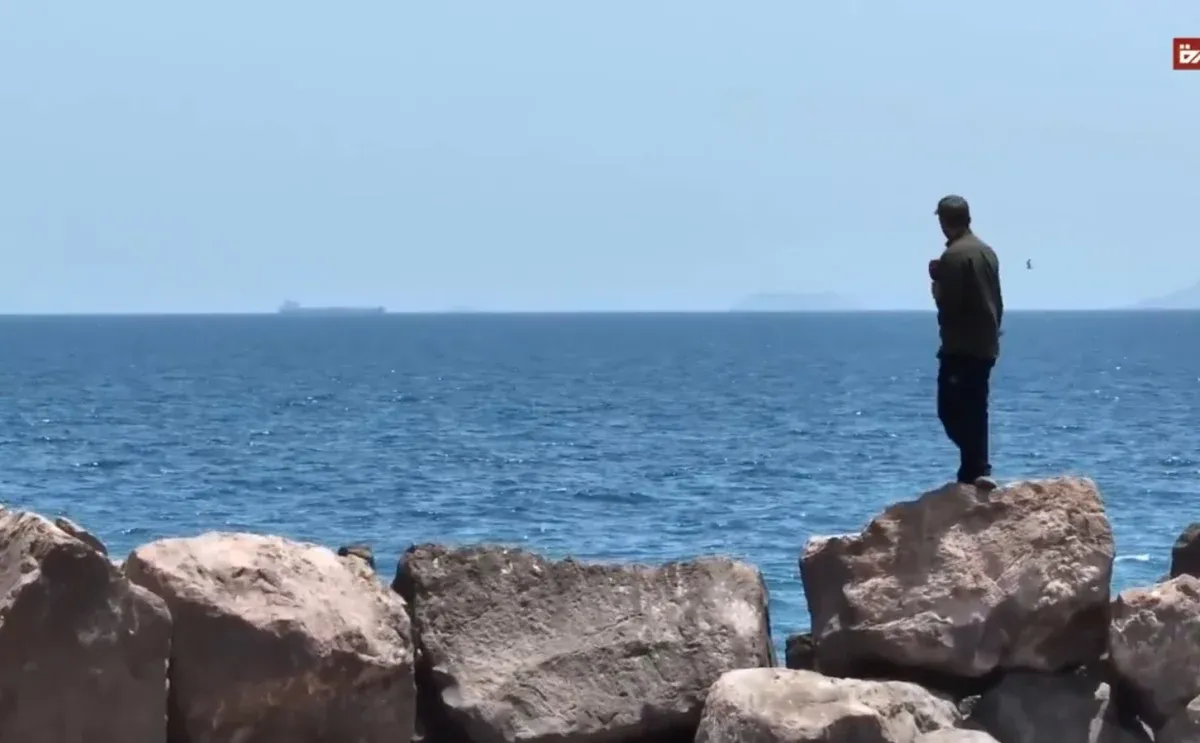 Houthis Claim Control Over Bab el-Mandeb Shipping Lanes