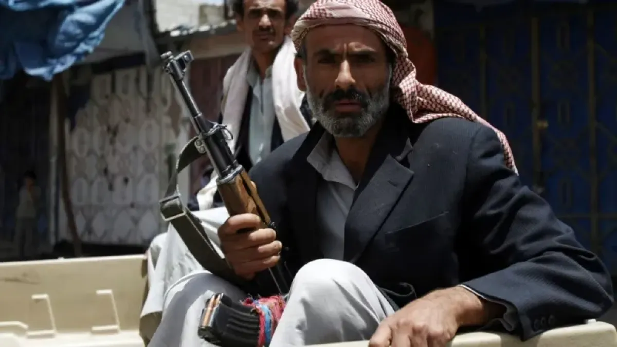 US Envoy Warns of Yemen's Partition, Houthi Gains Amidst Factional Divisions