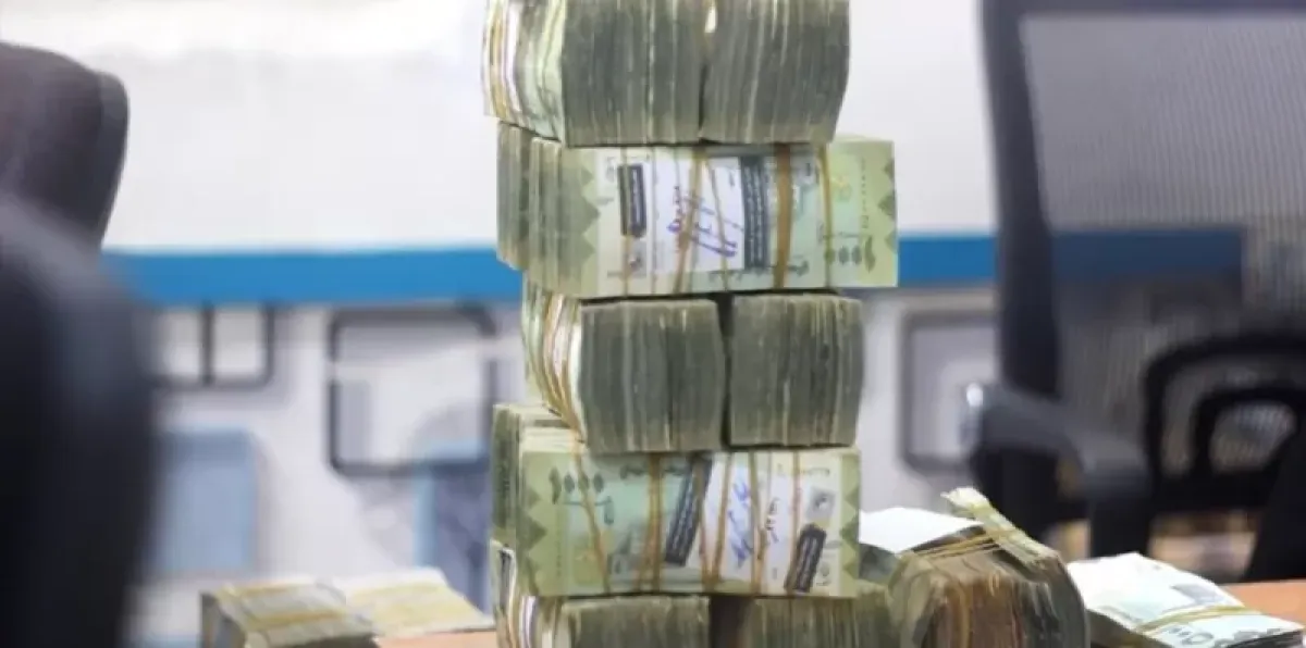 Iran-backed Militia Seizes 60 Billion Riyals in New Currency