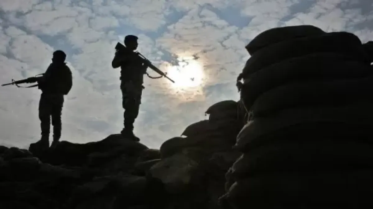 Yemen Conflict Shifts: Coastal Gains Push Towards Mountain Strongholds