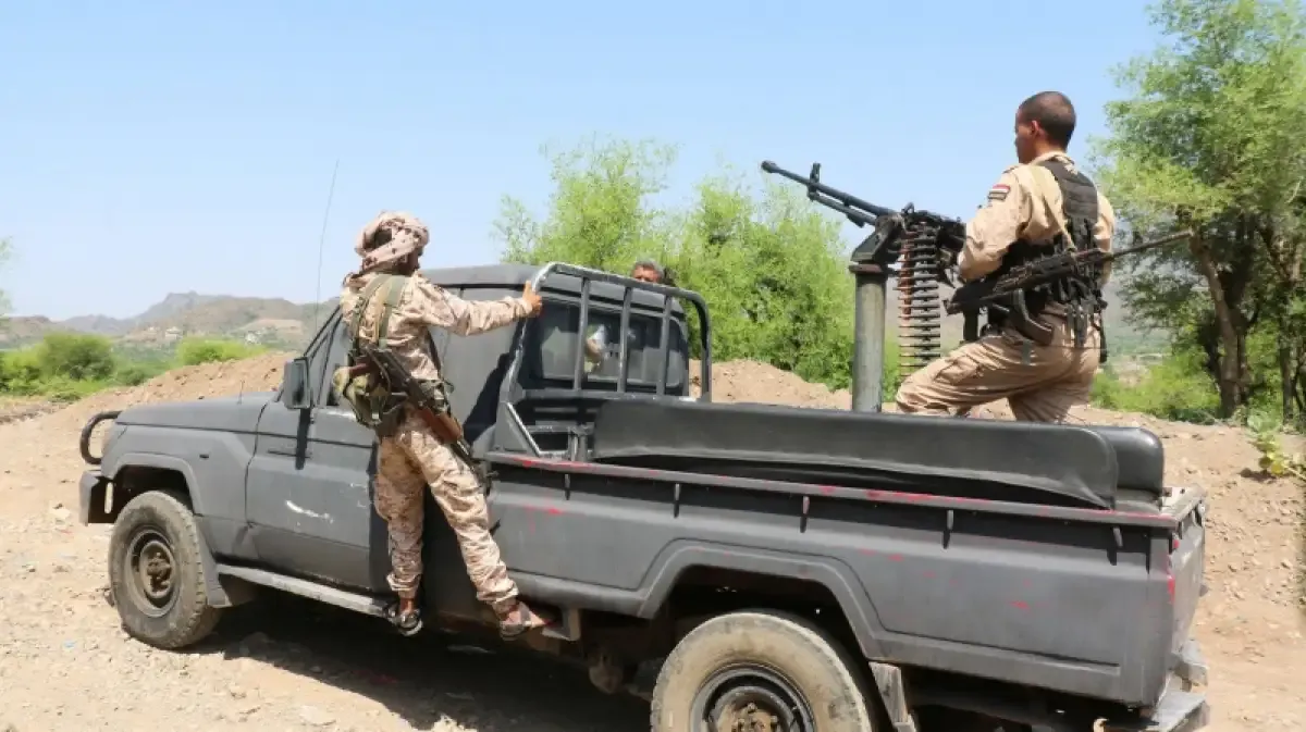 Yemen Forces Accused of Ceding Territory to Houthis Amid Internal Strife