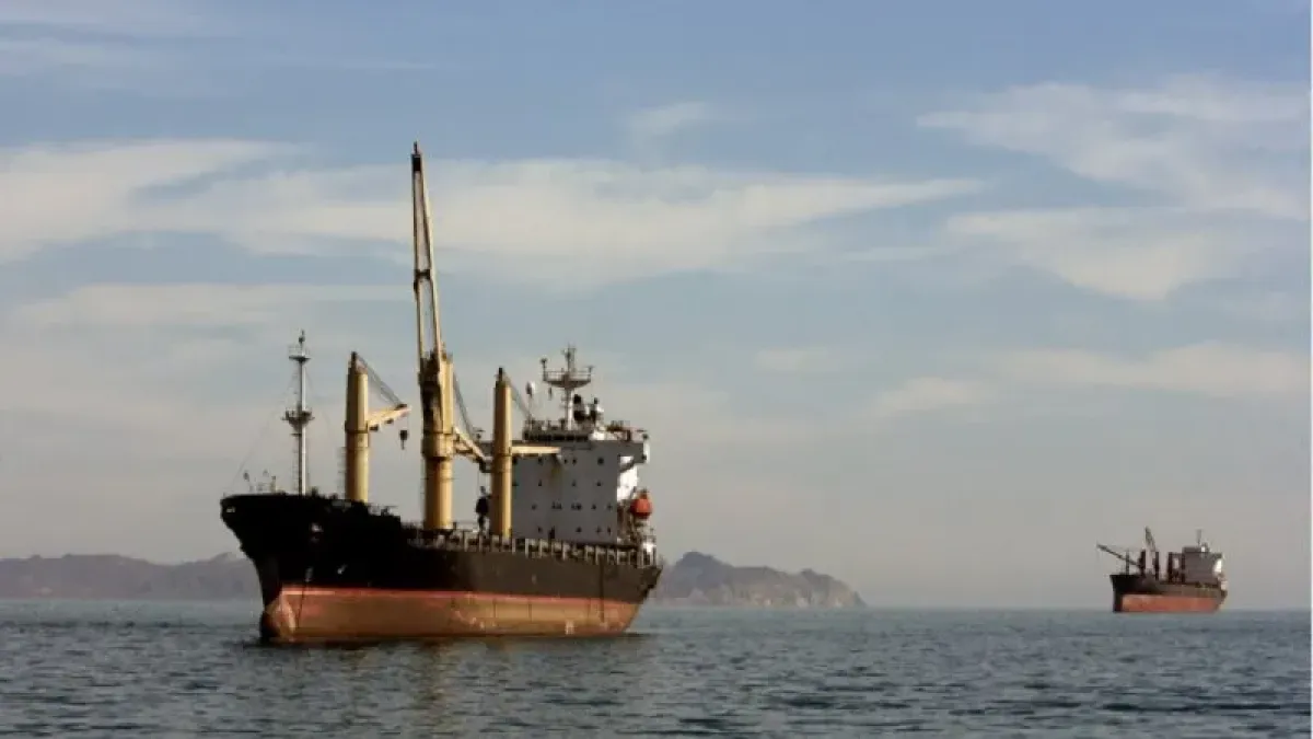 Strait of Hormuz: Iranian Tensions Escalate Amid Maritime Attacks and Stalled Diplomacy