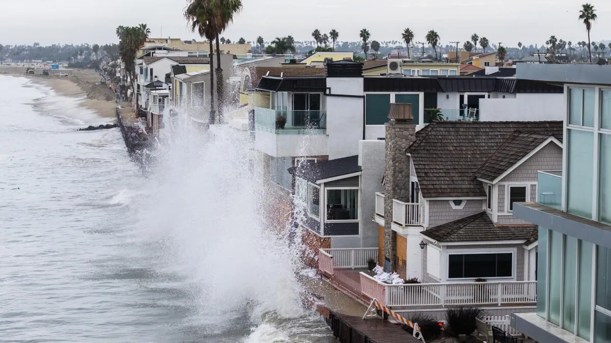 Unusual Convergence of Factors Triggers Severe Coastal Flooding in Southern California