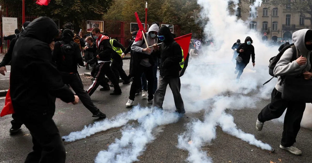 France Summons Tech Giants Over Protest Chaos and Looting
